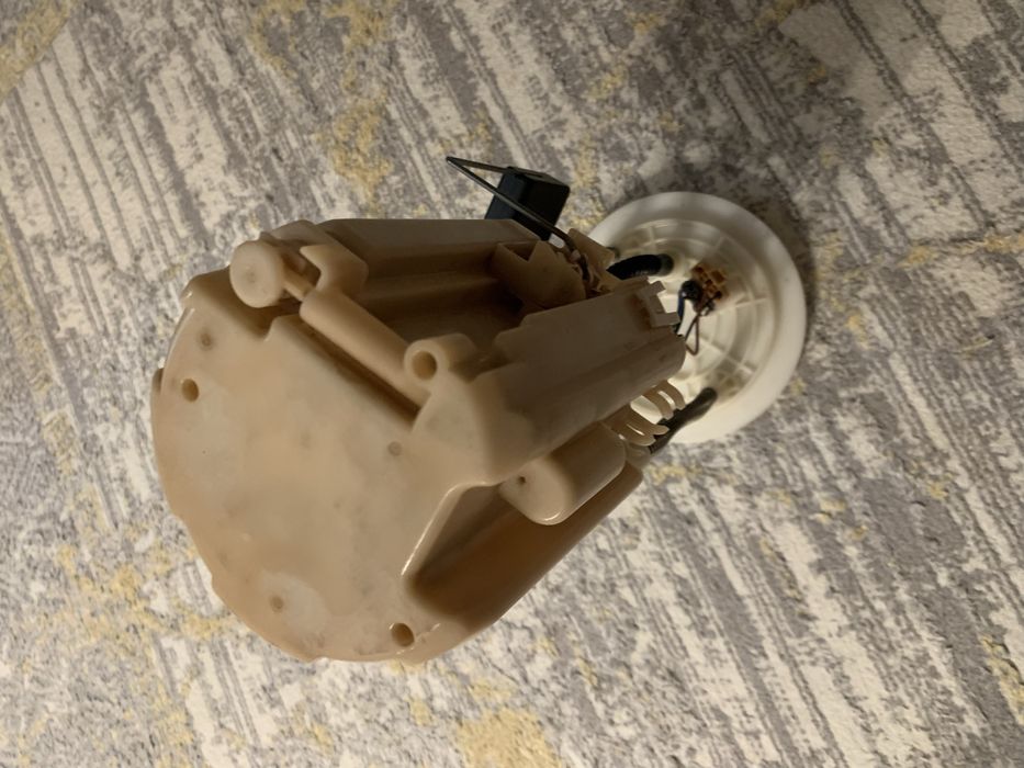 Бензонасос (топливный насос)