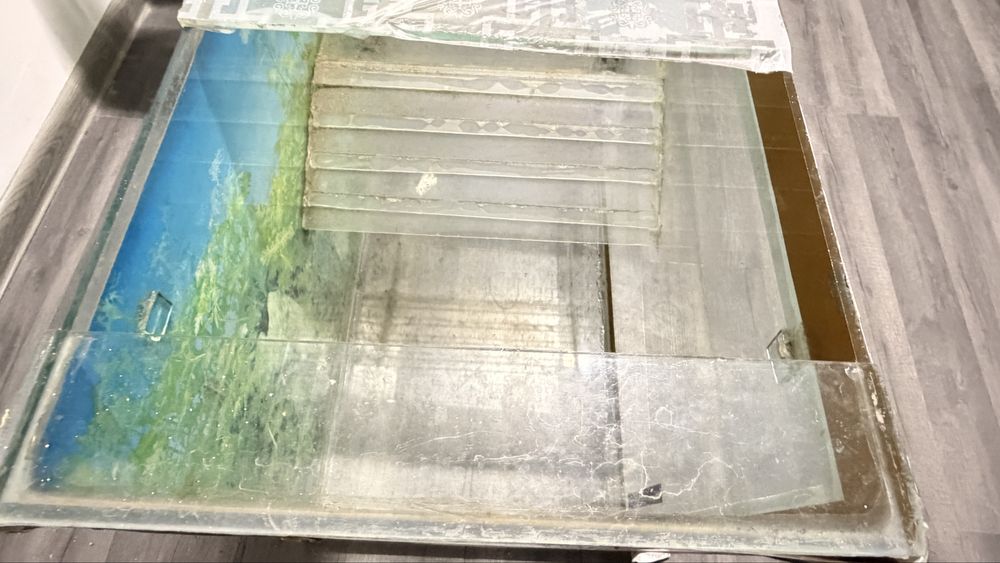 Acvariu superb  - perfect pentru living / birou