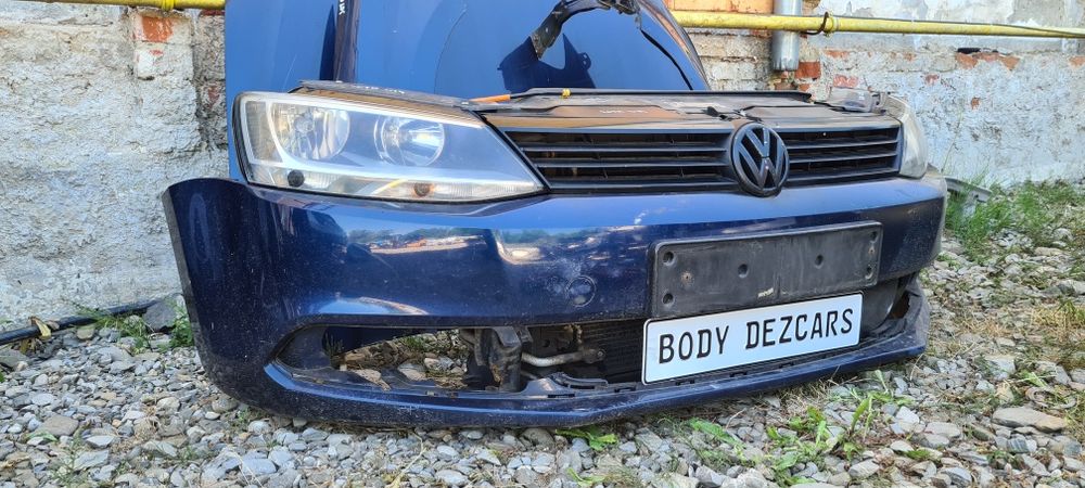 Fata completa Vw Jetta mk6 2014 Capota bara far aripa trager grila