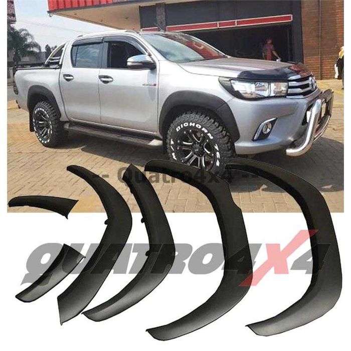 Overfendere extensii roti Toyota Hilux Revo 2015+