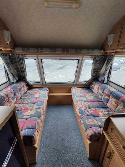 Avondale Dart 2000,много добро състояние,мотор с дистанционно