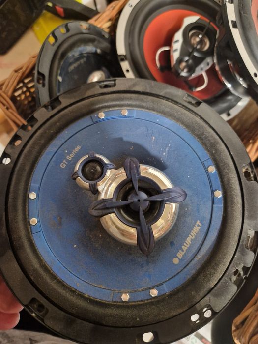 Vând 5 difuzoare auto