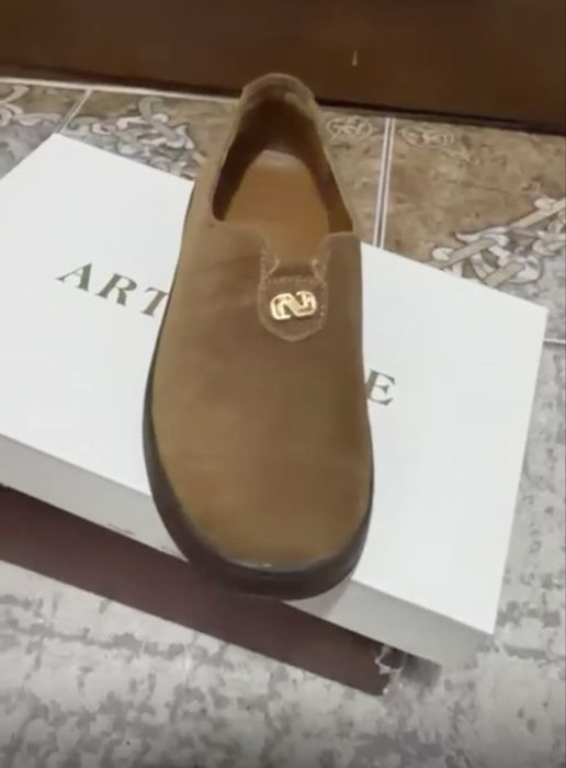 Обувь цвет горчичный