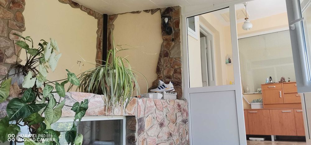 Собственик продава къща, цена 190000 евро.