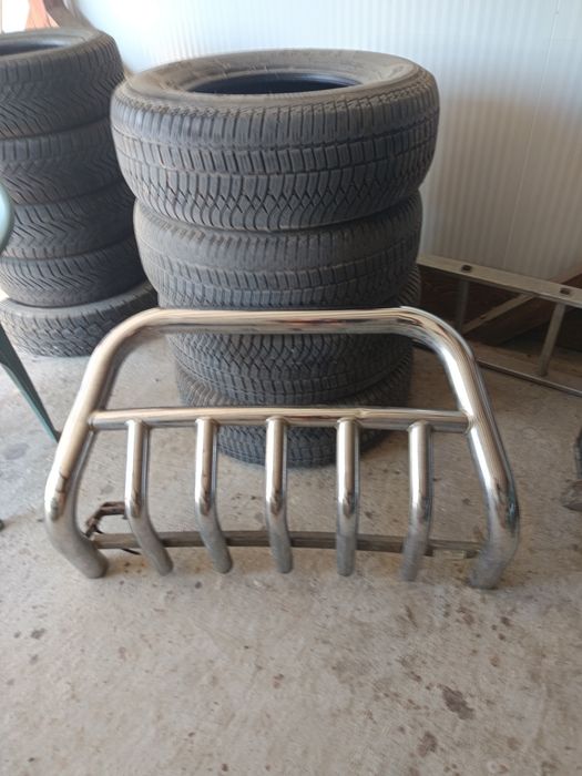 Продавам ролбар- булбар за Hyundai Terrakan