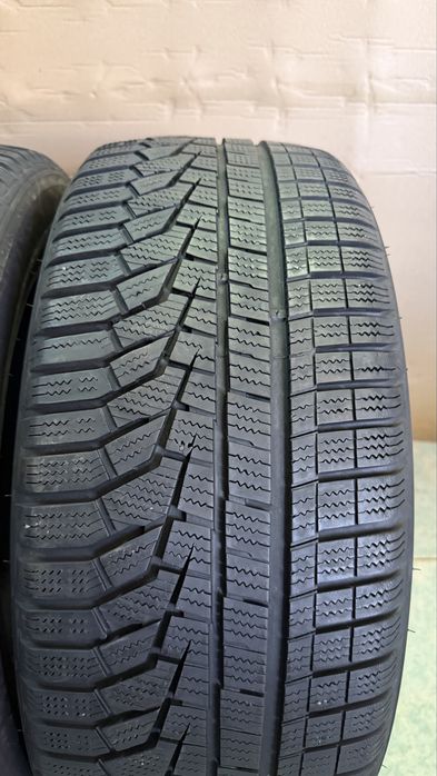 225/55/16 M+S 2 buc Hankook