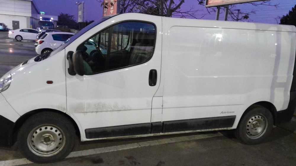auto opel VIVARO /2009