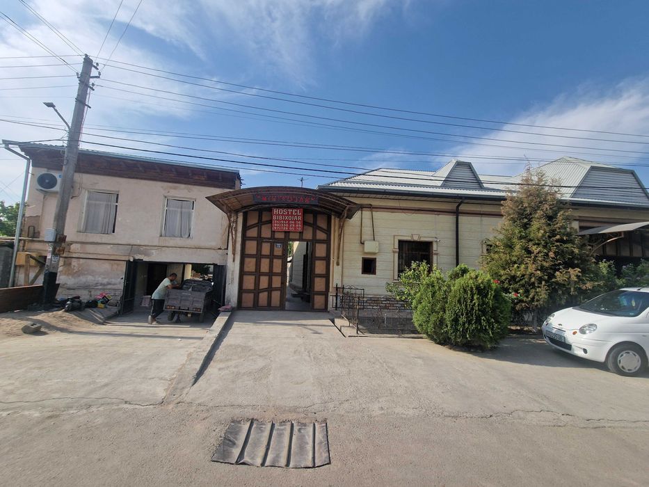 Срочно хостел сотилади 10 сотих