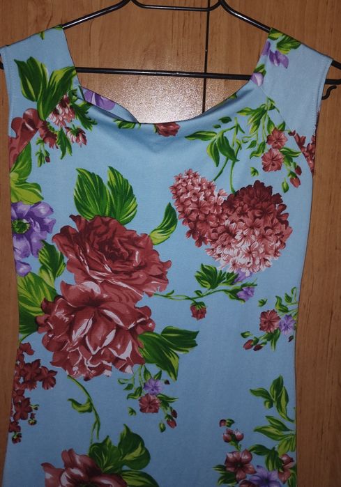 Дамски рокли къси