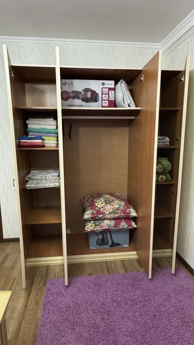 Продается спальный гарнитур .Цена 80 тыс