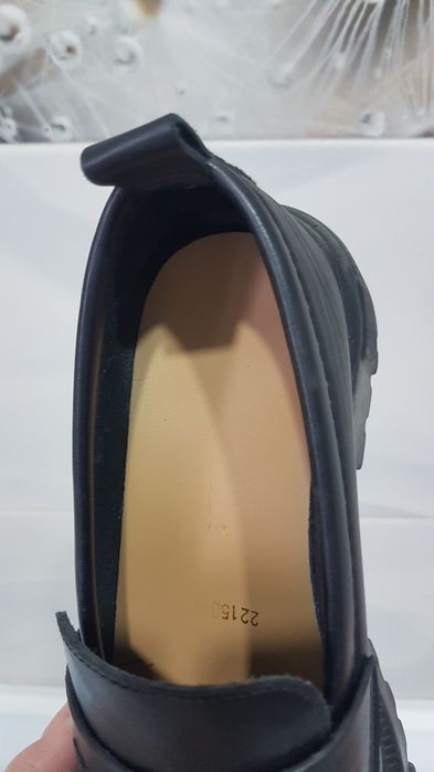 Продам лоферы в отличного качества