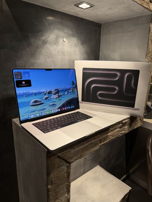 КАТО ЧИСТО НОВ Macbook Pro M4 MAX 16" 36 GB / 1 TB