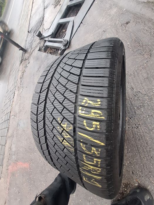 1x singura anv iarna 295/35r19 Continental Montaj gratuit