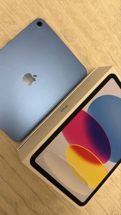 Apple iPad A16 с гарантией год