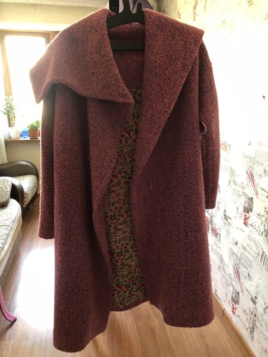 Продается пальто