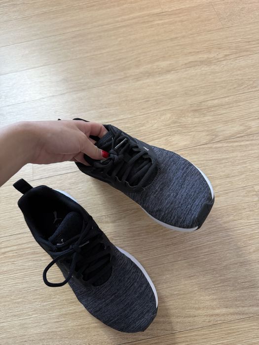 Кроссовки puma.
