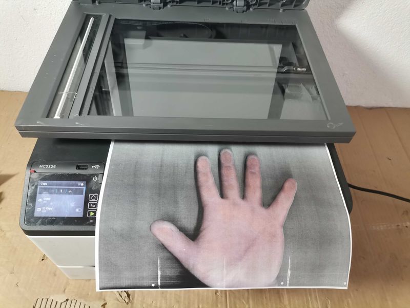 Принтер - Lexmark MC 3326