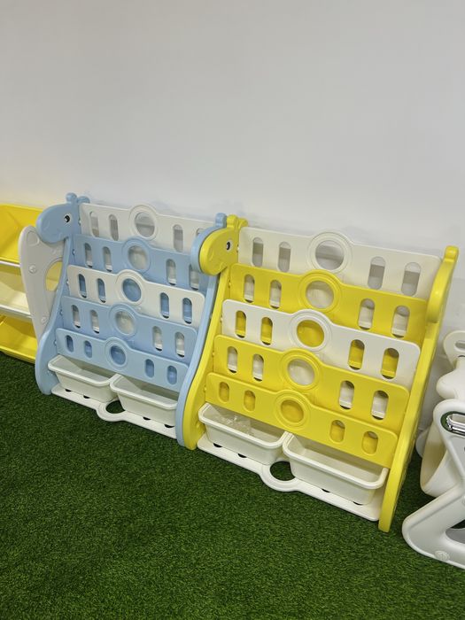 Детские книжные полки от HappyPlay