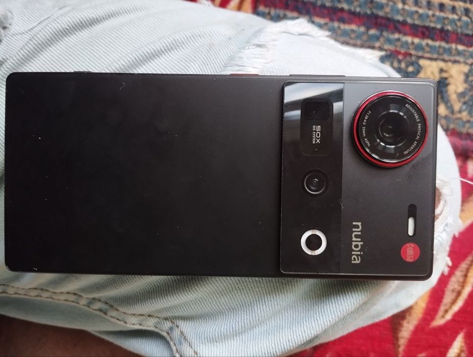Nubia Z 70 Ultira
