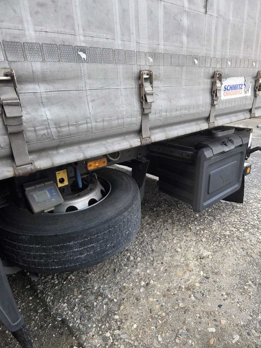 Volvo FH 500 standard + semiremorca Schmitz
