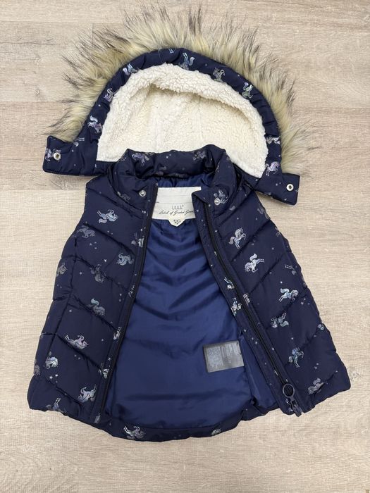 Vesta H&M marimea 4-6 ani