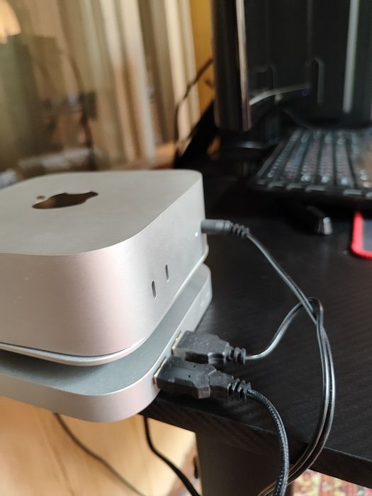 Неттоп Apple MAC mini M4 + подставка QWIIZLAB