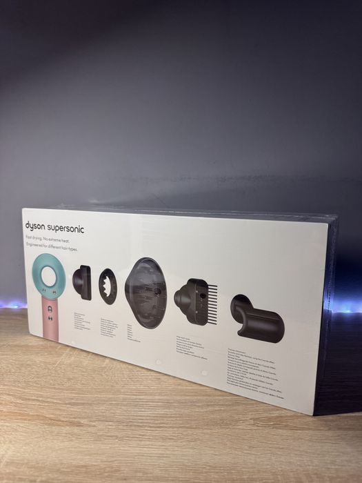 Dyson supersonic