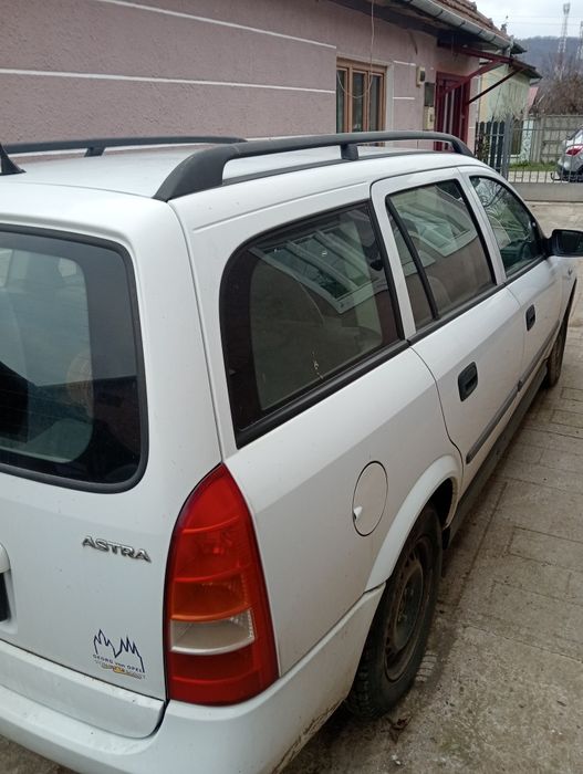Opel Astra 1,2 benzina