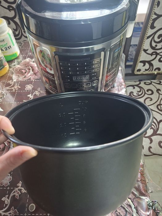 Продам мультиварку
