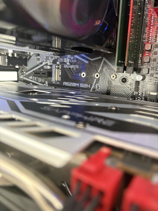 PC Gaming Ryzen 3 Rx 570 8gb SSD 500GB curat optimizat