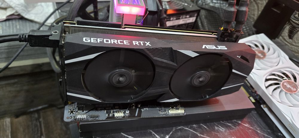 Продаёться видеокарта RTX 2080 ASUS