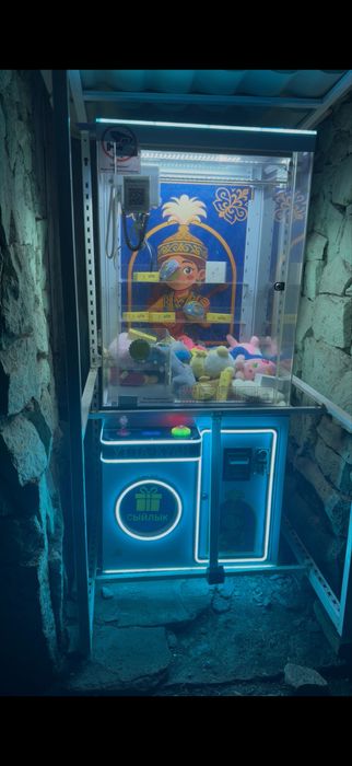 Аппарат с игрущками хватайка обменяем