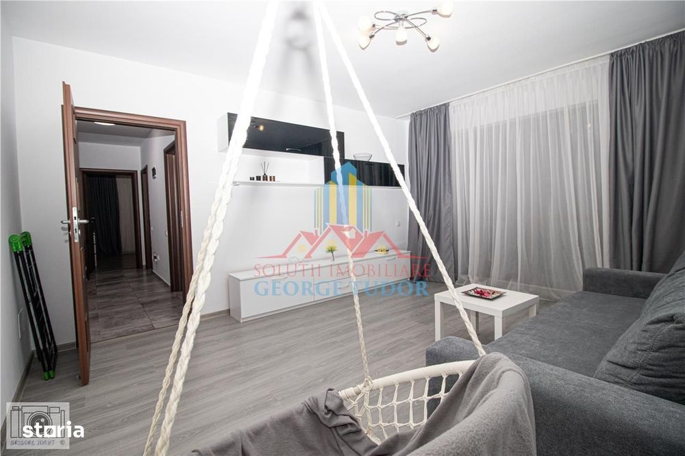 Apartament 2 camere total decomandat + parcare privata, Str. Acvilei 4