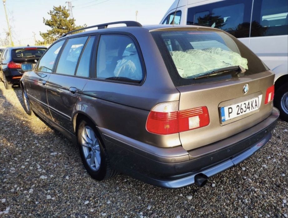 Бмв е39 2,5 бензин 192к.с. 2003г