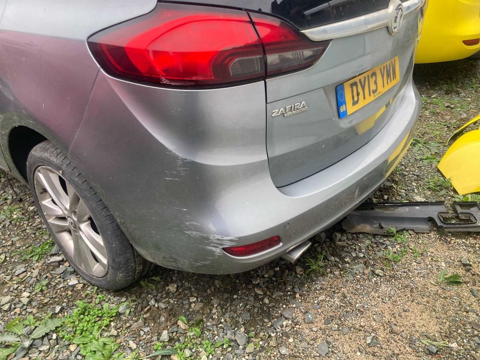 Задна броня опел зафира ц турер opel zafira c tourer