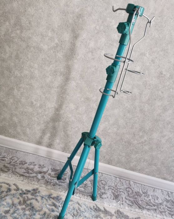 Телескопический штатив для длительных вливаний
Высота до 1.75 м можно