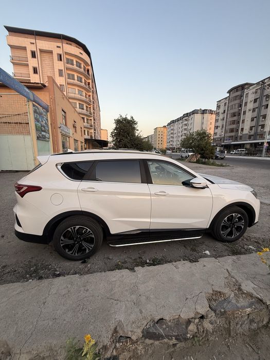 Jetour x70 2025 yil