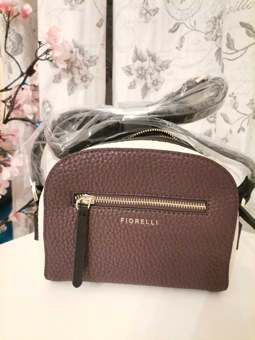 Чисто нова дамска чанта Fiorelli