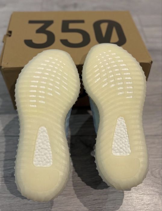 Adidas Yeezy Boost 350 V2 Mono Ice