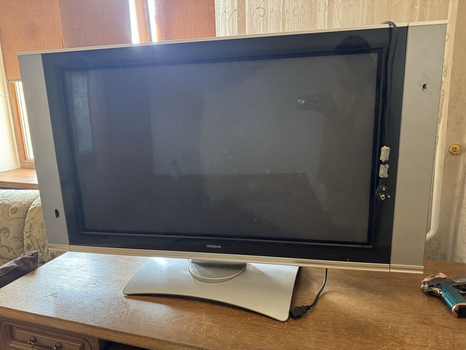 Телевизор HITACHI
