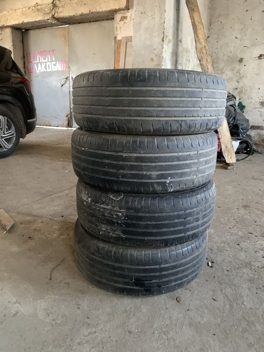 Шины летние maxxis