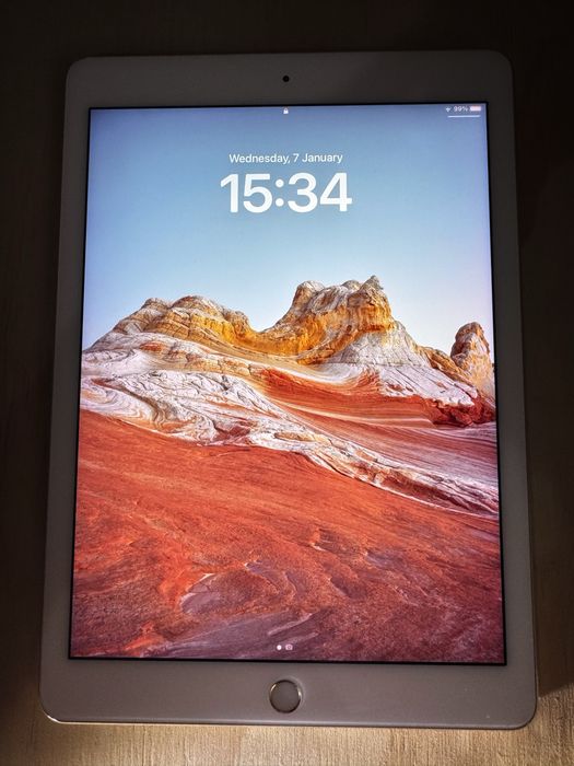 iPad Pro 9.7 Inch (2016) 32 GB + Apple Pencil Cadou