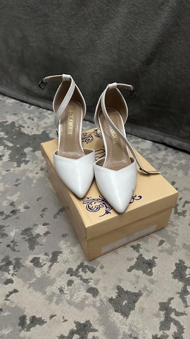 Женский туфли почти новый