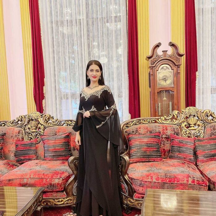 Ведущая! Бошловчи, хонанда! Рус, узбек тилида.