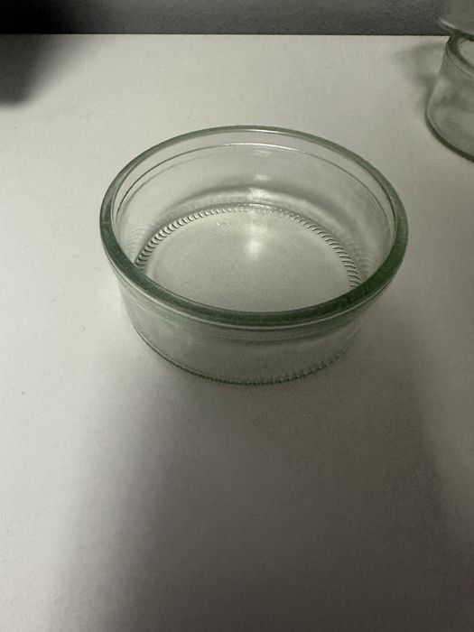 Set 4 scrumiere eleganta transparenta din sticla 10cm
