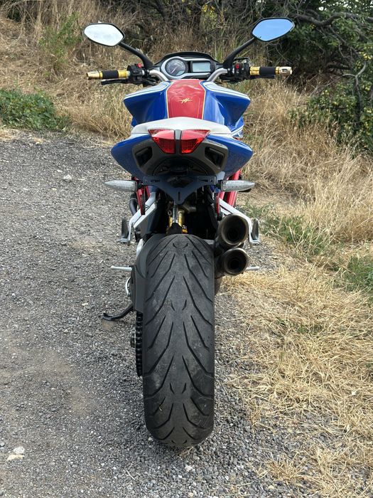 Mv agusta brutale 1090rr editie 37 campione del mondo