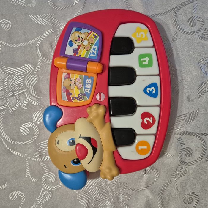 Детска музикална играчка.