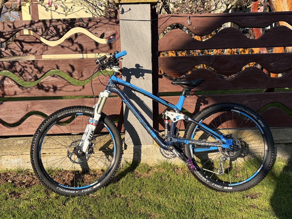 Bicicleta full suspension trek fuel ex 9.8 carbon full fox