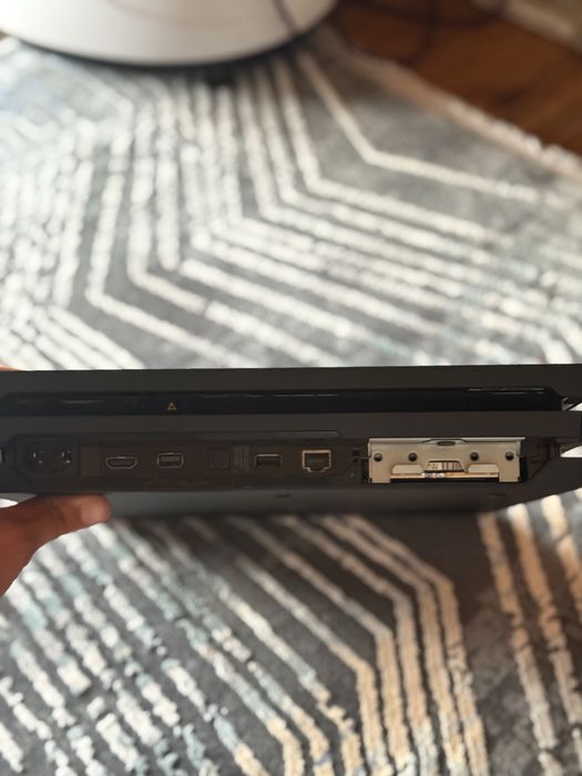 PlayStation 4 Pro 1TB