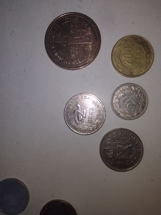 Monede străine de colecție